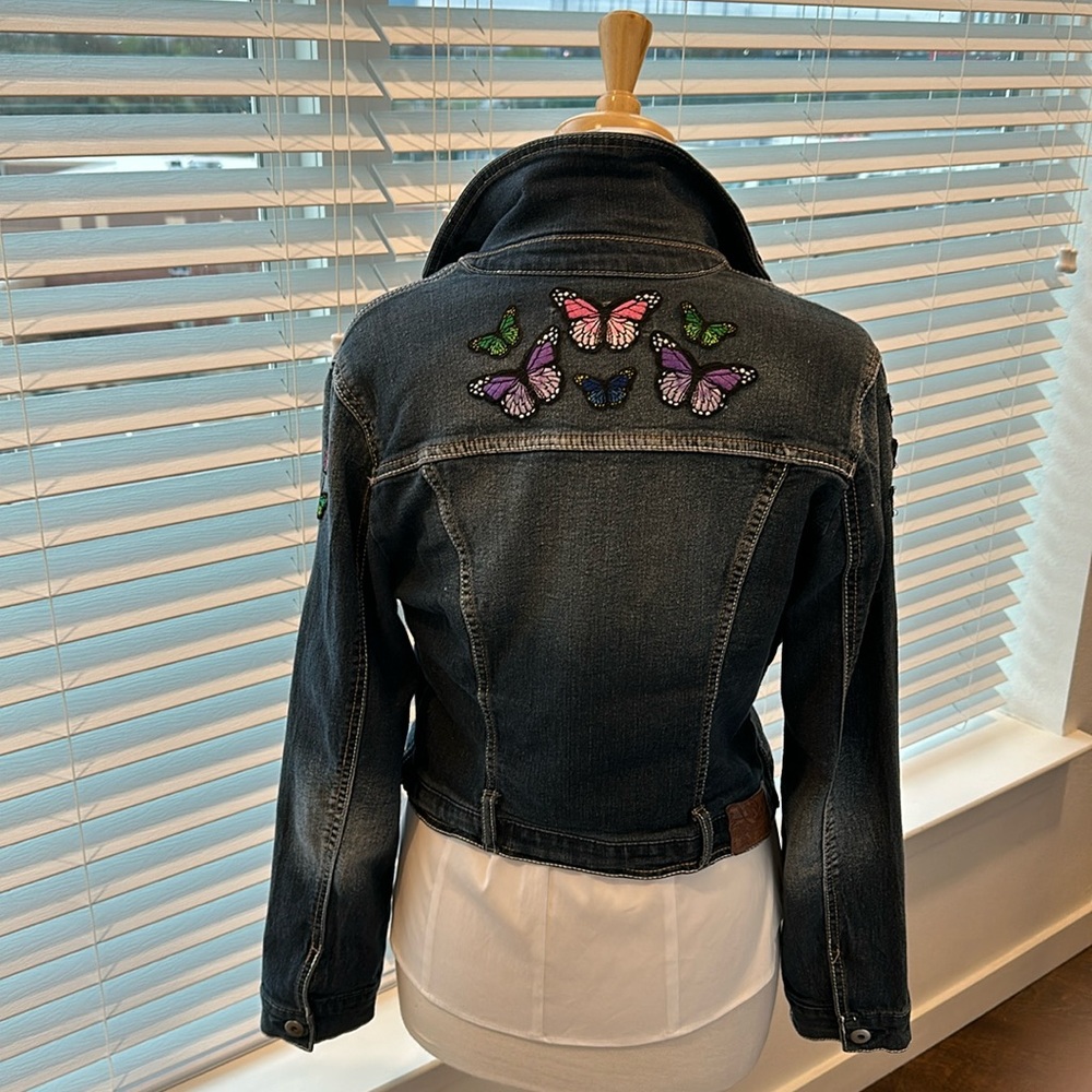 Butterfly Patch Denim Jacket Size Medium - image 1